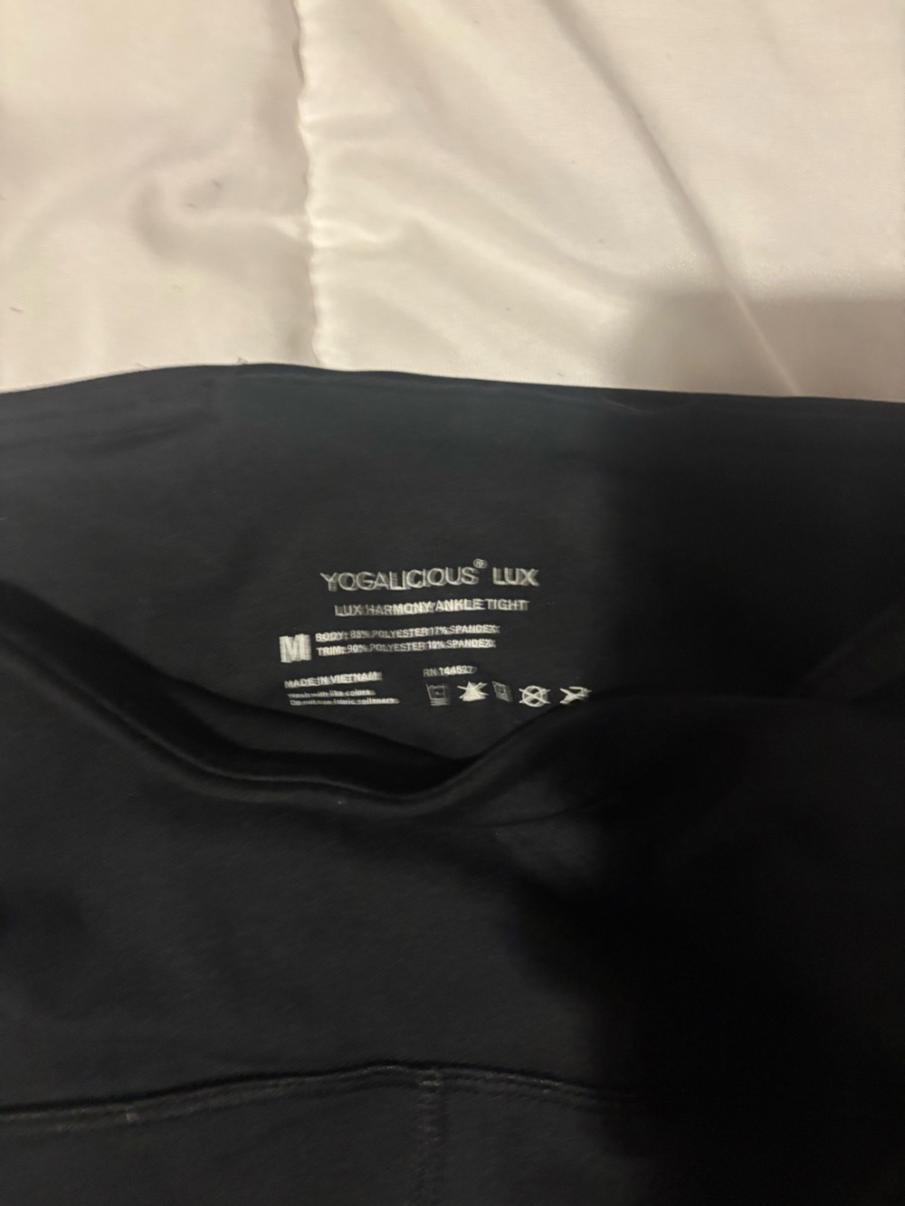 Yogalicious Black Performance women’s leggings